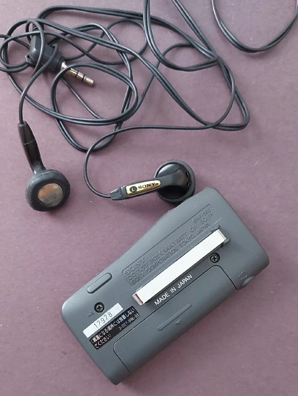 Sony Mega Bass FM Stereo Pocket Radio - Silver and Black
